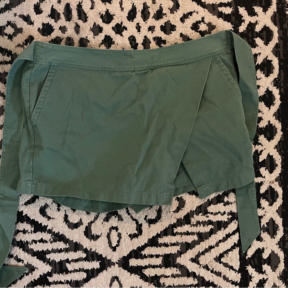 Vineyard vines skort